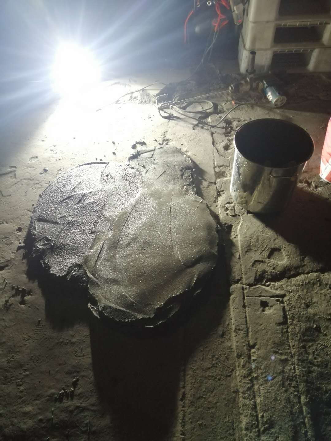 w66利来聚合物建补砂浆建复混凝土的具体注明