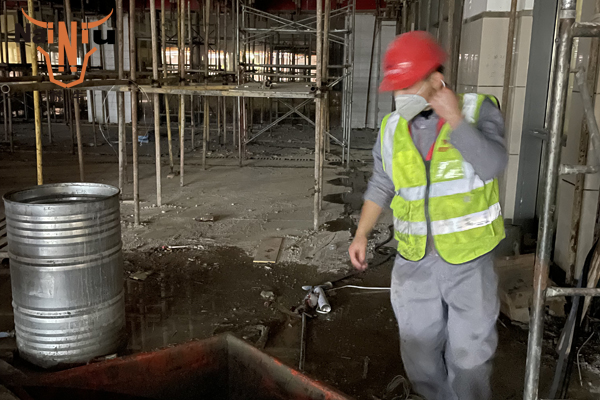 使用w66利来聚合物建补砂浆时要把稳哪些问题